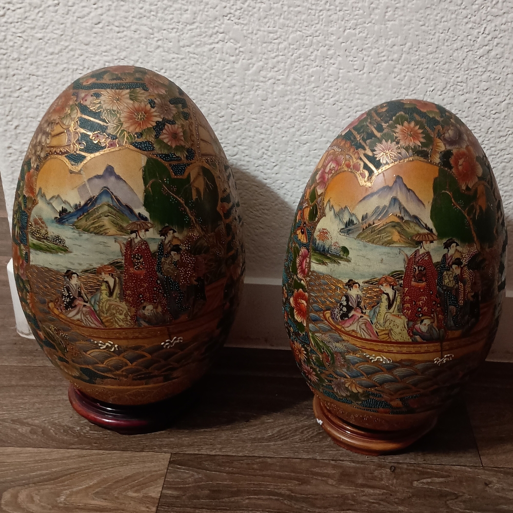 Decorative Satsuma Japanese Set Of Eggs. $1,700 Set